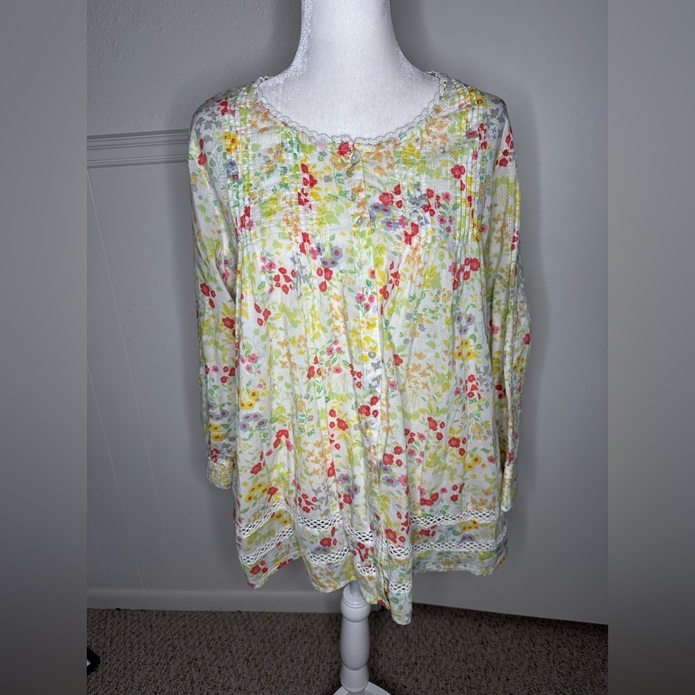 Intro Floral Blouse size XL